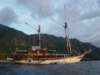 diveboatbalikomodo_small.jpg