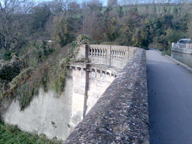 canalcrossingriveratavoncliff.jpg